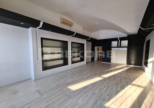 Сдается в аренду в Спб 117 кв.м. Фото №3