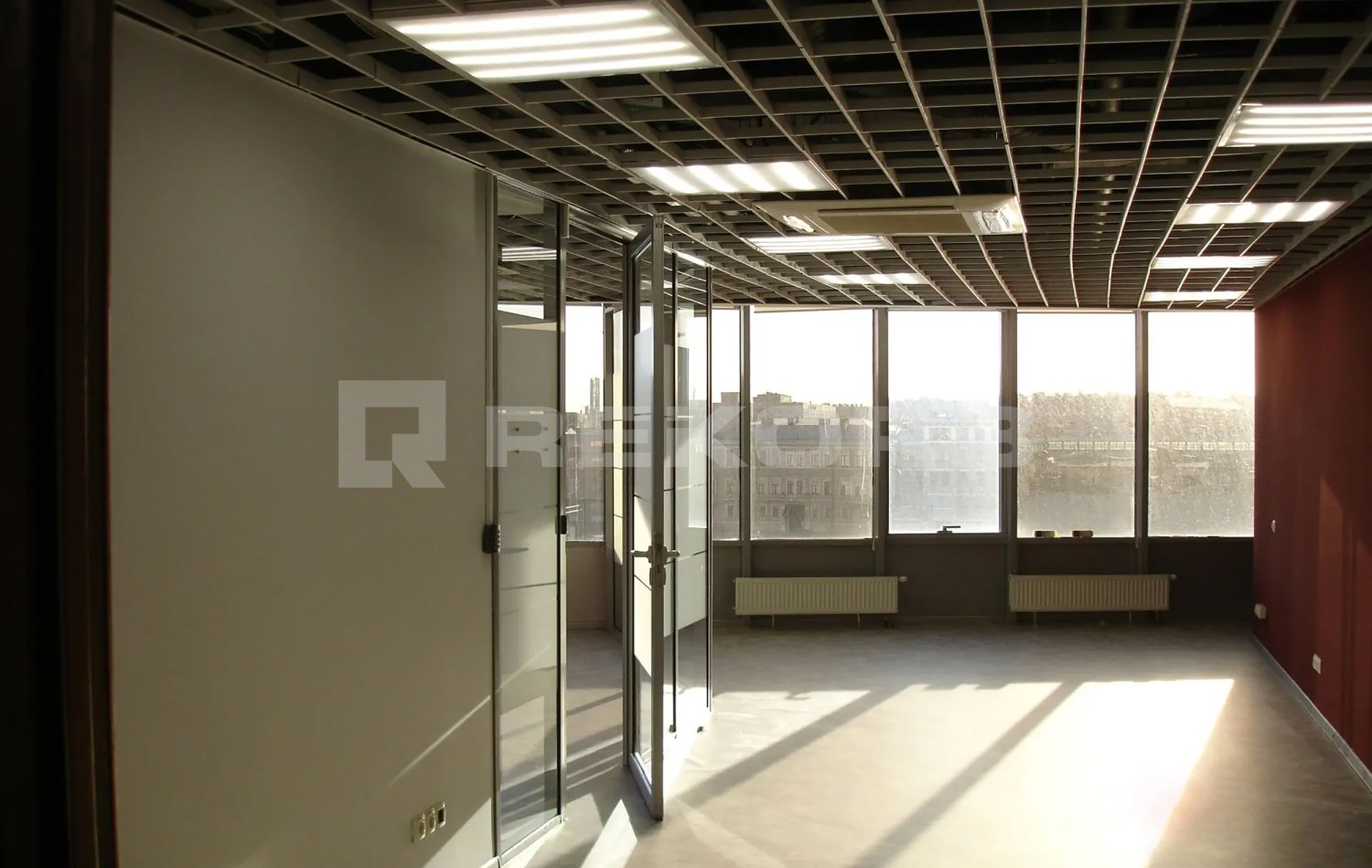 Офис в аренду 57 кв.м. в БЦ Атрио - фото 1