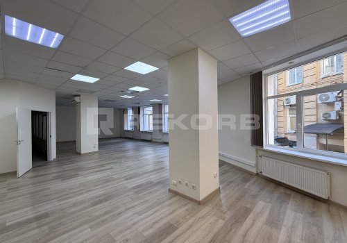Аренда офиса в Санкт-Петербурге 1 099 кв.м. Фото №1