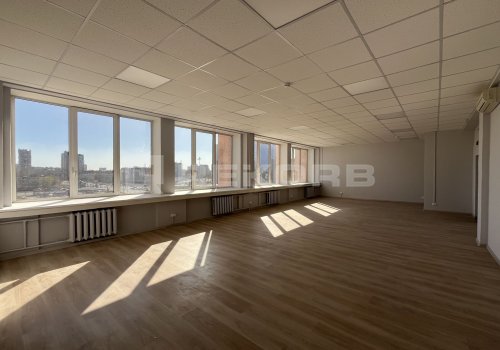 Сдается в аренду в Спб 90 кв.м. Фото №3