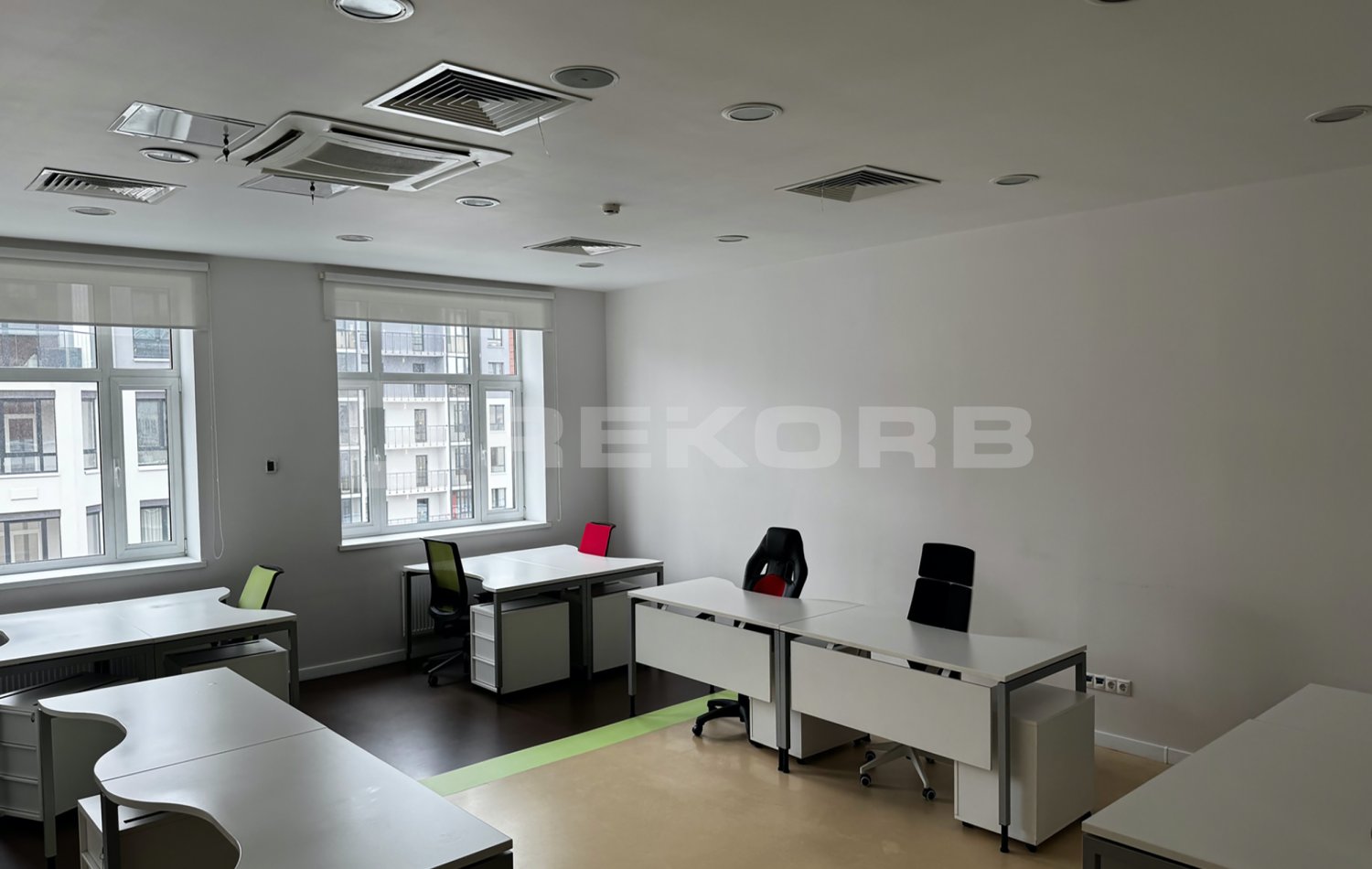 Офис в аренду 72 кв.м. в БЦ ПетроКонгресс - фото 2