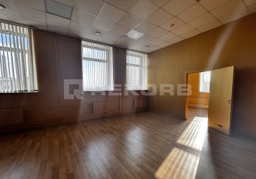 Офис у метро Выборгская в Санкт-Петербурге 80 кв.м. Фото №2