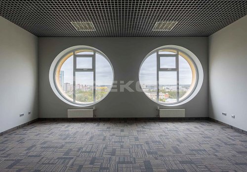 Предлагается помещение в Спб 86 кв.м. Фото №1