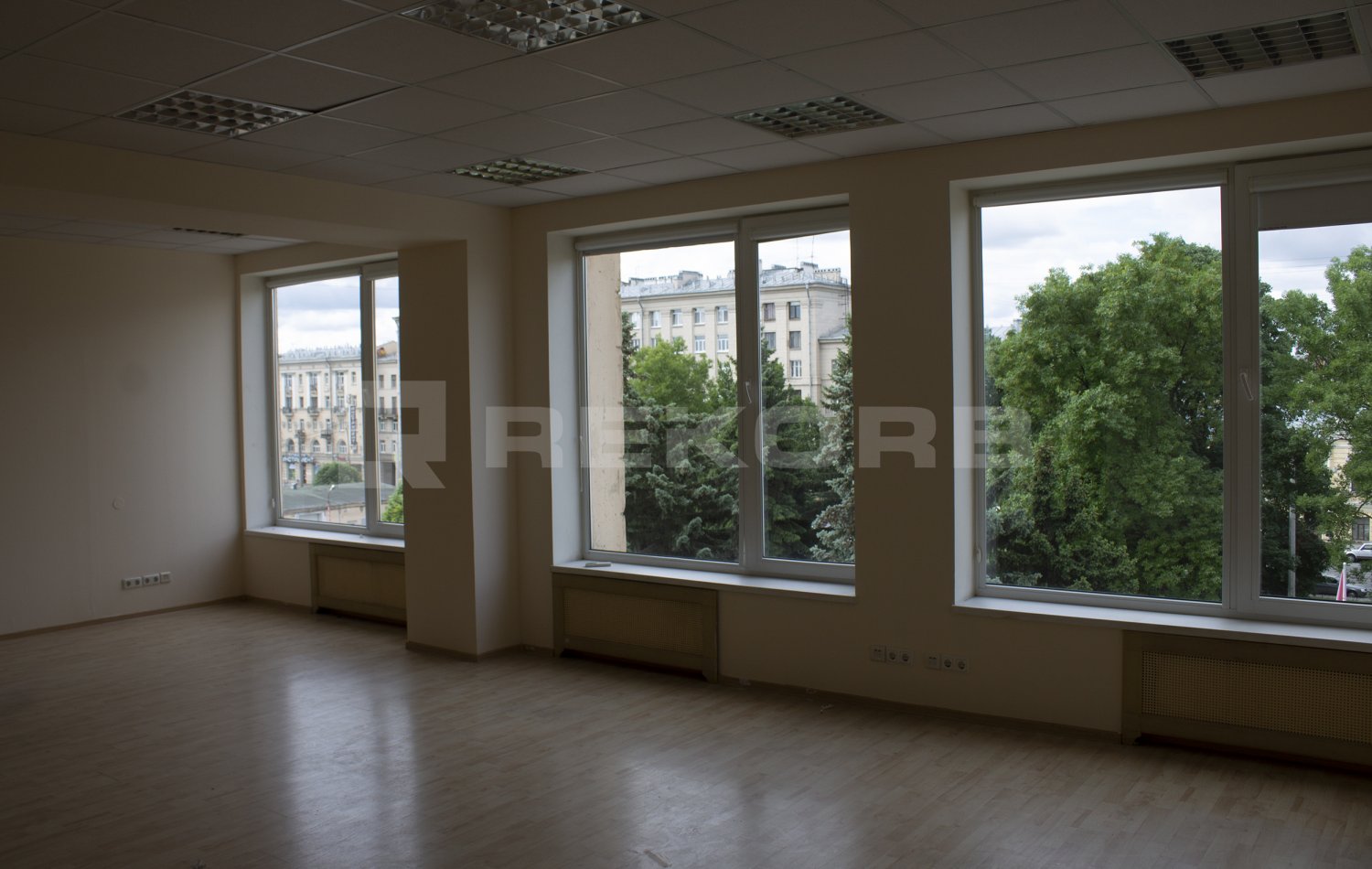 Офис в аренду 711 кв.м. в БЦ Александро-Невская Мануфактура - фото 1