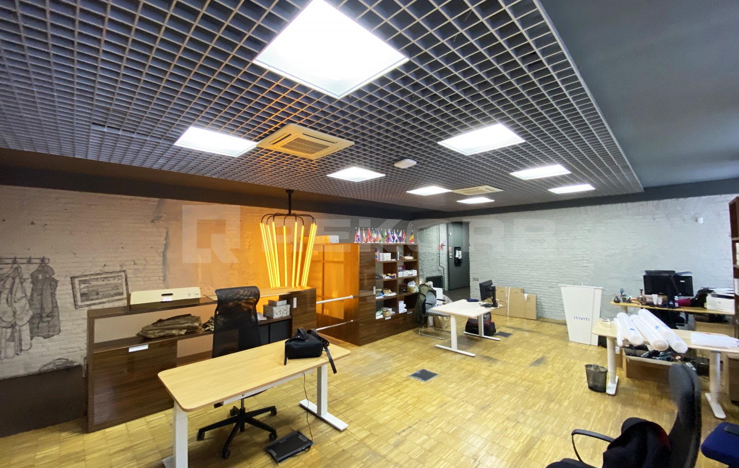 Офис в аренду 1 335 кв.м. в БЦ Ново-Исаакиевский - фото 1