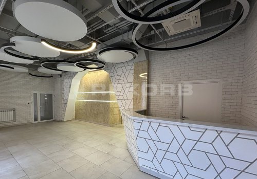 Предлагается помещение в Спб 1 300 кв.м. Фото №1