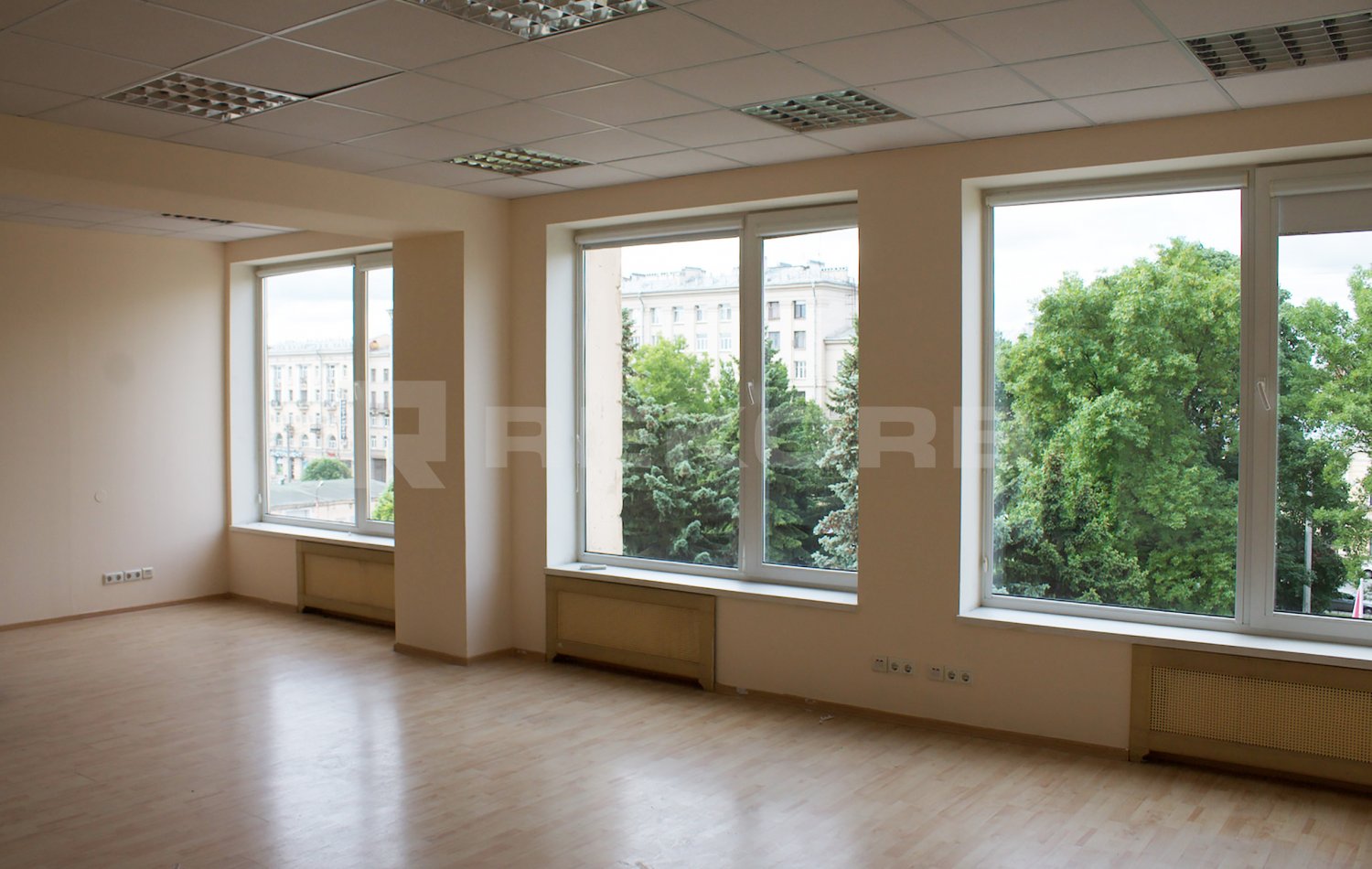 Офис в аренду 411 кв.м. в БЦ Александро-Невская Мануфактура - фото 1