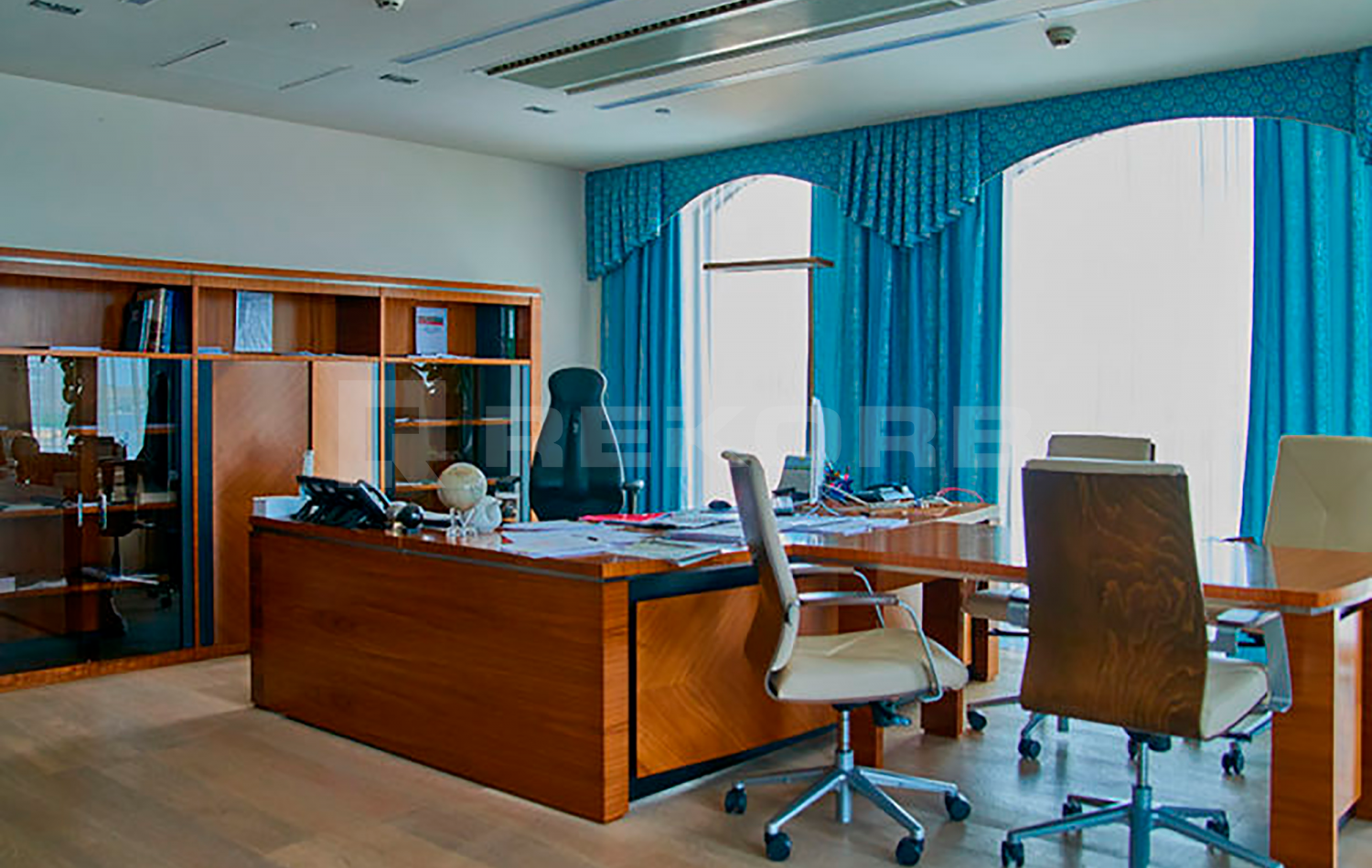 Офис в аренду 348 кв.м. в БЦ Sinop - фото 1